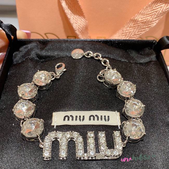 Miu Miu Logo crystal-embellished silver bracelet - 1