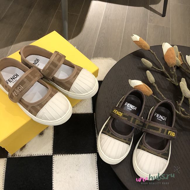 Fendi Kid Shoes FF Brown Pattern - 1