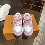 Louis Vuitton Kid Pink Monogram Sneakers - 3