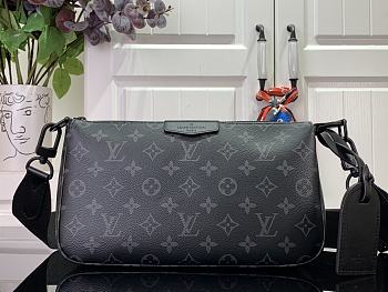 Louis Vuitton Pochette Accessoire XL - 28 × 16.5 × 9cm