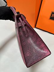 Hermes Kelly 25 A Rare, Shiny Ombre Salvator Lizard Sellier with Gold Hardware - 4