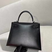 HERMÈS Kelly 28 Millenium in Black Box calfskin with Ruthenium hardware - 4