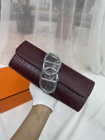 Hermes Shiny Niloticus Crocodile Egee Clutch Bordeaux - 25x10x4cm