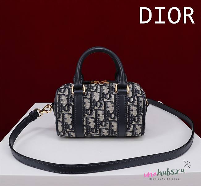 	 Dior Groove 16 Bag 3 colors - 1