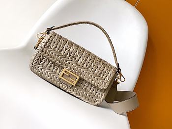 Fendi Baguette braided leather bag - 27-6.5-15cm