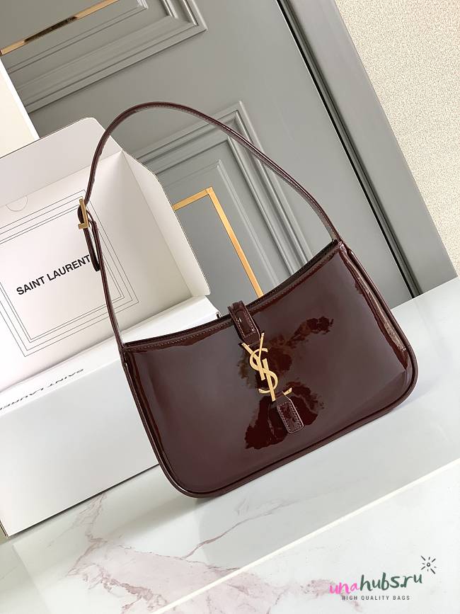 YSL Le 7 À 7 Spicy Chocolate Patent Leather 23cm - 1