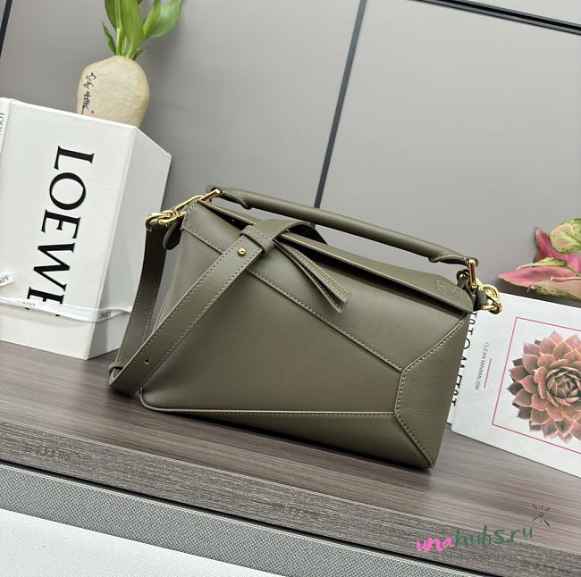 Loewe Puzzle Anagram Dark Green Bag - 24*10.5*16CM - 1