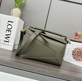 Loewe Puzzle Anagram Dark Green Bag - 24*10.5*16CM