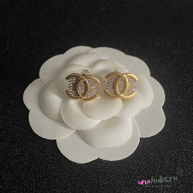 Chanel CC Logo Gold And Diamond Earrings - 1