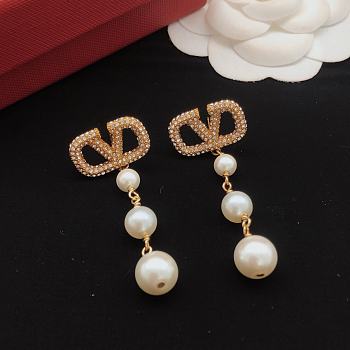 Valentino Garavani VLOGO Pearl Drop Earrings