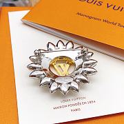 Louis Vuitton Gold and Crystal Brooch - 5