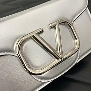 Valentino Vlogo Loco Small Leather Shoulder Silver Bag 20cm - 5