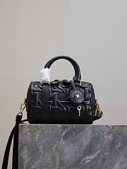 Dior Groove Bag Black Macrocannage Calfskin - 2