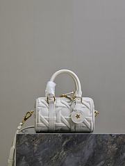 	 Dior Groove Bag White Macrocannage Calfskin - 2