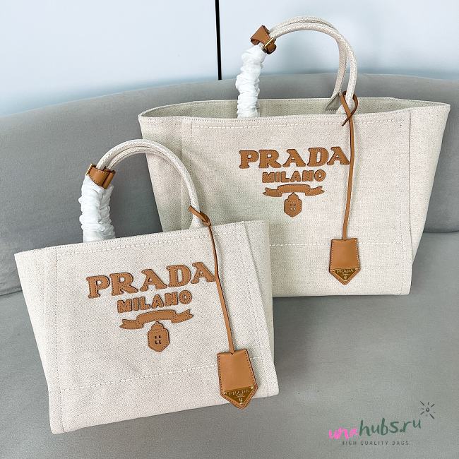 Prada large logo-appliqué tote bag  - 1