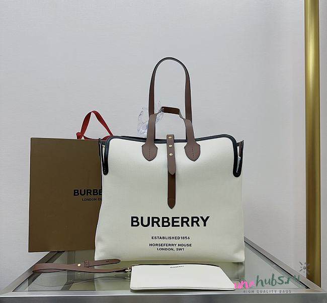 Burberry Horseferry Tote - 35 x 15 x 31cm - 1