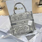 Dior Book Tote Small Embroidery 2 colors - 26.5*21*14cm - 1