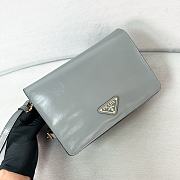 Prada Versatile bag glossy Leather shoulder bag - 22x13x8cm - 2