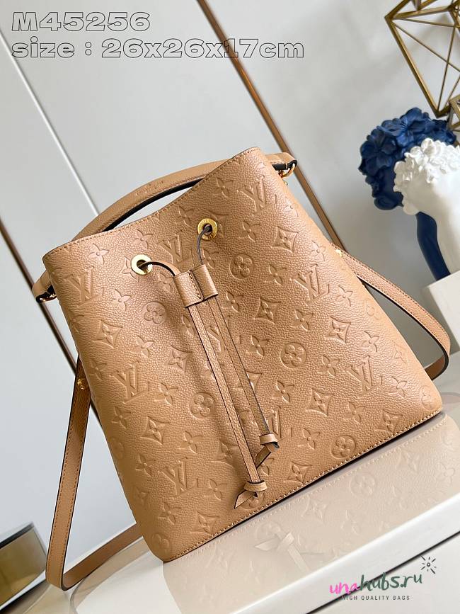 Louis Vuitton MM Neonoe Caramel Bag - 26 x 26 x 17.5cm - 1