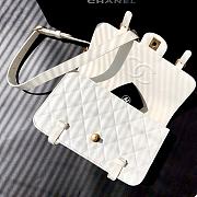 Chanel Vintage White Flap Bag -  17x25x8cm - 4