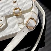 Chanel Vintage White Flap Bag -  17x25x8cm - 2