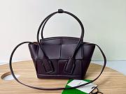 Bottega Veneta Mini Arco Coffe Color - 17x16x6x29cm - 1