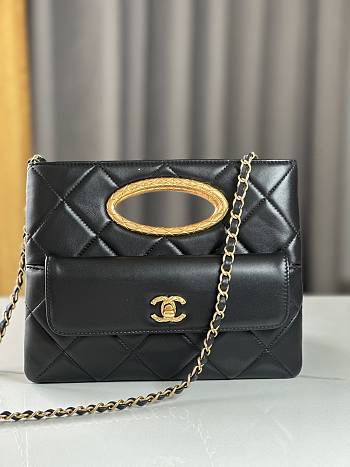 Chanel Small shopping bag Lambskin & Gold Plated Metal - 19*25*3cm