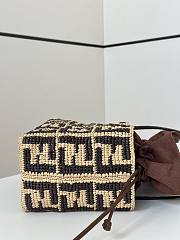 Fendi Small Roll Brown FF raffia crochet shopper with pouch - 23/15/19cm - 6