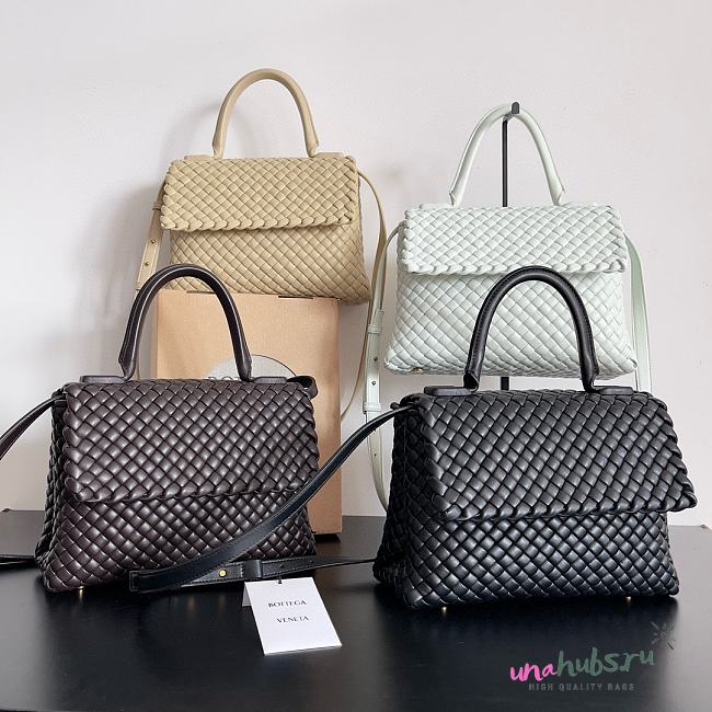 Bottega Veneta Patti Bag - 19*26*11cm - 1