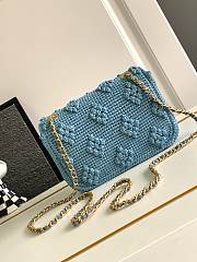 Chanel Blue Beige Raffia Woven Classic Flap Bag 20x12x6cm - 2