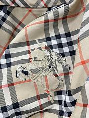 Burberry Check Cape Brown - 6