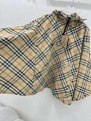 Burberry Check Cape Brown - 3