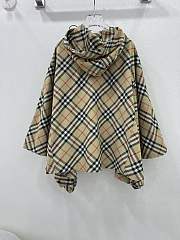 Burberry Check Cape Brown - 4