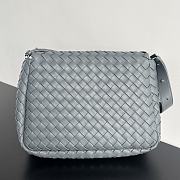 Bottega Veneta Large Cobble Shoulder Bag - 36x26x13cm - 3