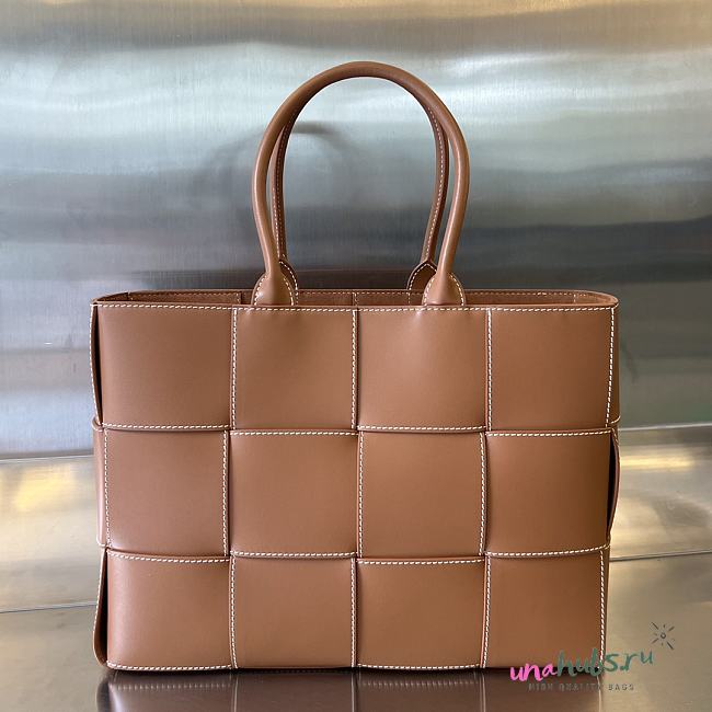 Bottega Veneta Arco Brown Tote Bag - 37*27*9cm - 1