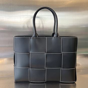 	 Bottega Veneta Arco Black With White Line Tote Bag - 37*27*9cm