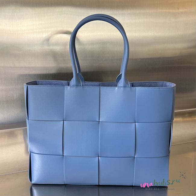 Bottega Veneta Arco Tote Bag in Blue - 37*27*9cm - 1