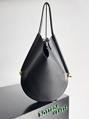 BOTTEGA VENETA SOLSTICE BLACK BAG  - 2