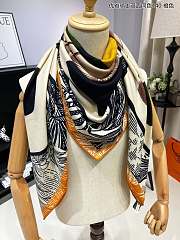 Hermes Cavalieren Formes Shawl 140cm - 2