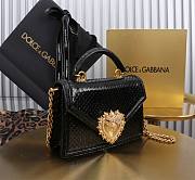 Dolce & Gabbana BORSASPALLA-TRACOLLA Black bag - 19 x 13 x 4.5 cm  - 4