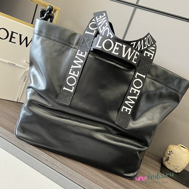 	 Loewe Distressed Leather Tote Bag In Black - 50*20*31cm - 1