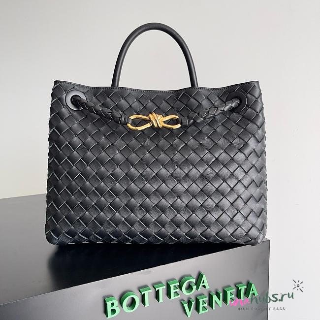 Bottega Veneta Andiamo black medium bag - 1