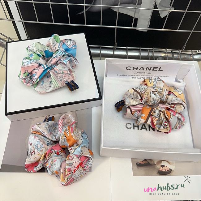 Louis Vuitton Multicolor Scrunchies - 1