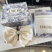 Dior Bow Hair Clip With CD Logo - 2