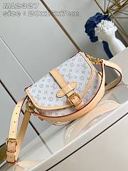 Louis Vuitton Saumur BB monogram White Bag - 20cm - 1