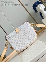 Louis Vuitton Saumur BB monogram White Bag - 20cm - 2