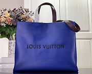 	 Louis Vuitton Blue Leather Shopper 40 x 32 x 16cm - 1