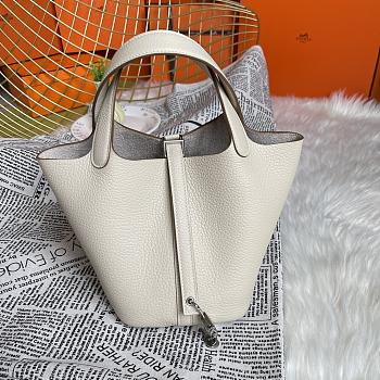 	 Hermes Picotin 18 White Silver Hardware