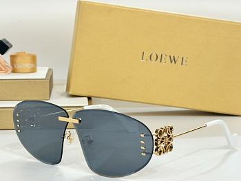 Loewe Anagram Gold Logo Sunlgasses 02