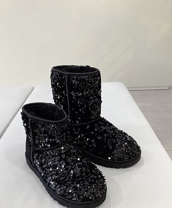 UUG Classic Chunky Sequins Boots